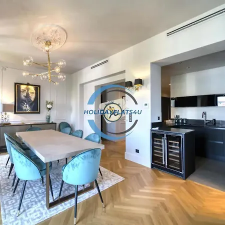 Appartamento Large 4bd, 8 Guests & *